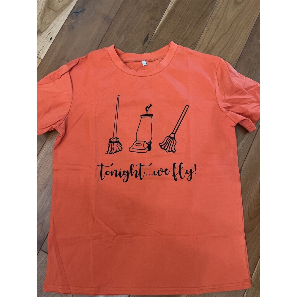 Halloween T Shirt  Size Medium Tonight We Fly